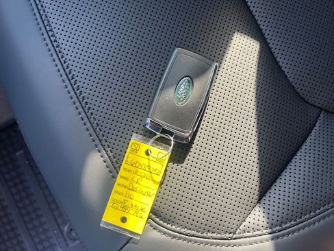 New 2026 Land Rover Defender 110 S image 27