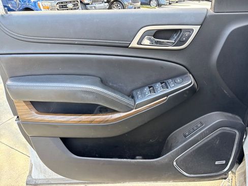 Used 2020 GMC Yukon XL Denali image 16