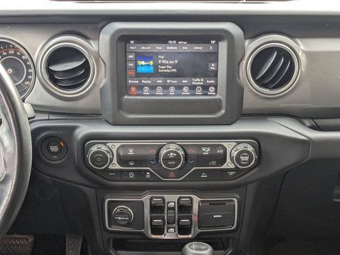 Used 2021 Jeep Wrangler Unlimited Sahara image 18