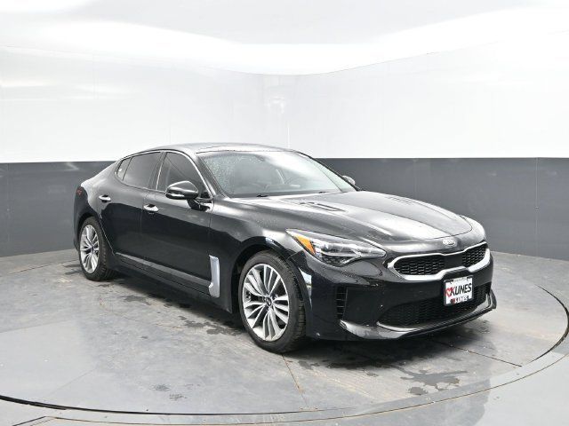Used 2019 Kia Stinger Premium RWD image 4