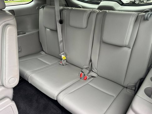 Used 2016 Toyota Highlander Limited Platinum AWD/4WD image 17