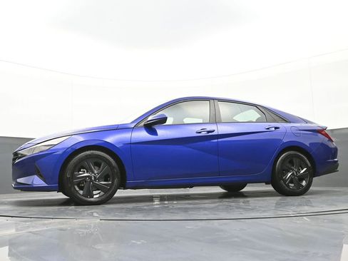 Used 2021 Hyundai Elantra SEL w/ Convenience Package image 43