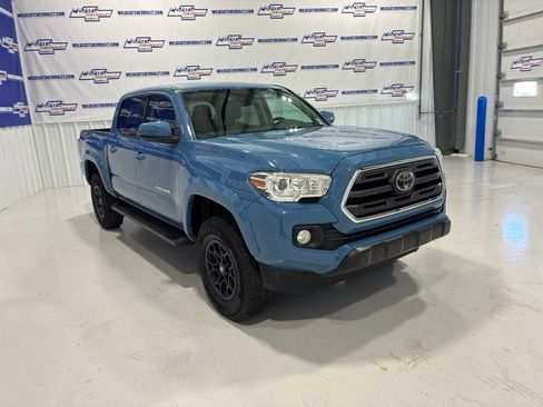 Used 2019 Toyota Tacoma SR5 AWD/4WD image 15