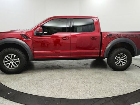 Used 2017 Ford F150 Raptor w/ Equipment Group 802A Luxury AWD/4WD image 2