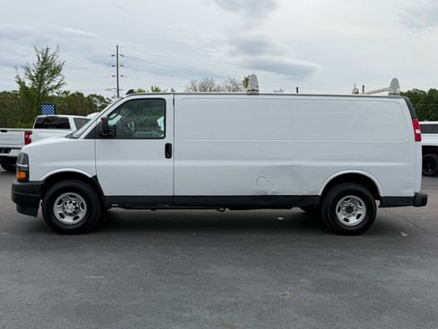 Used 2019 Chevrolet Express 2500 Extended w/ Driver Convenience Package RWD image 5