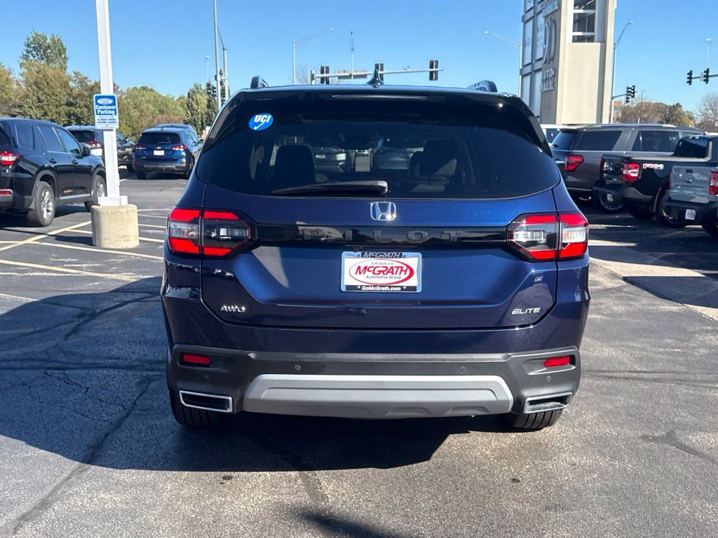 Certified 2025 Honda Pilot Elite image 10