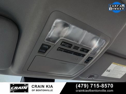 Used 2017 Toyota Highlander XLE image 21