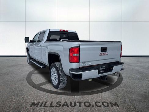 Used 2019 GMC Sierra 2500 Denali w/ Duramax Plus Package image 9