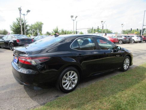 Used 2024 Toyota Camry LE image 6