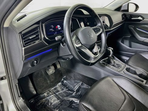 Used 2023 Volkswagen Jetta SEL FWD image 9