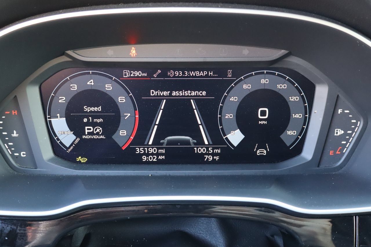 Used 2025 Audi Q3 2.0T Premium AWD/4WD image 9