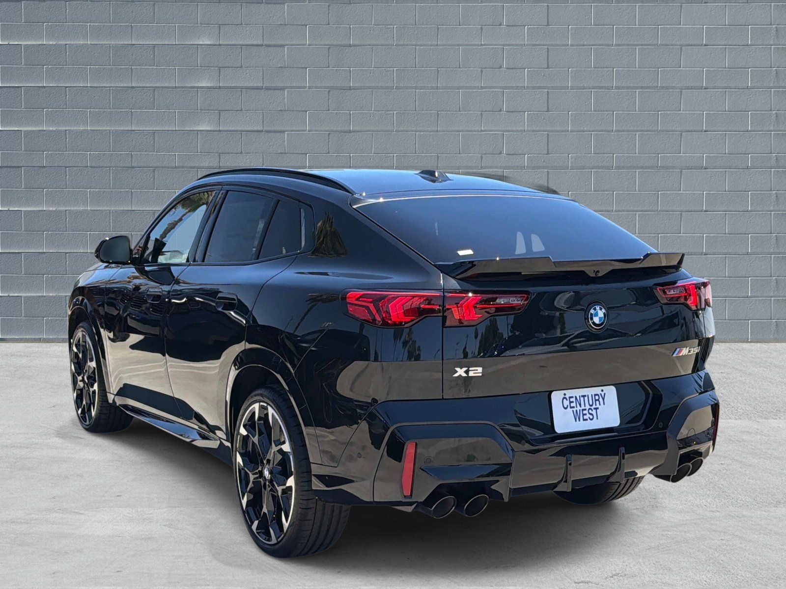 New 2026 BMW X2 M35i w/ Technology Package AWD/4WD image 3