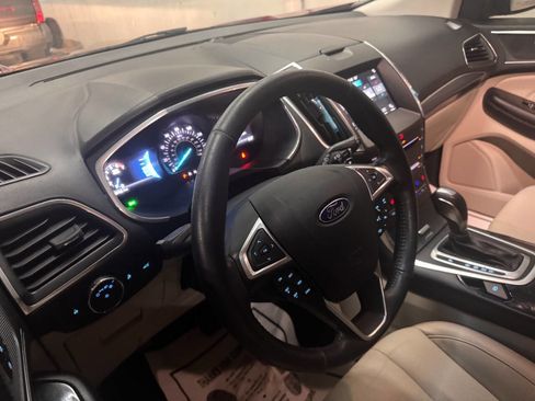 Used 2017 Ford Edge Titanium w/ Equipment Group 301A image 13