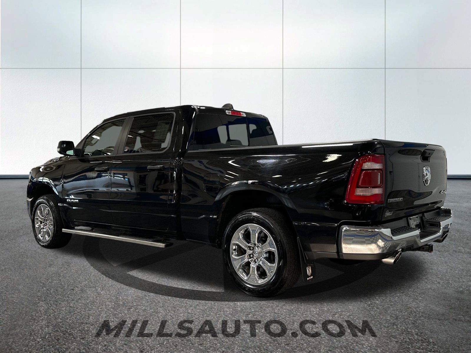 Used 2023 RAM 1500 Big Horn AWD/4WD image 5