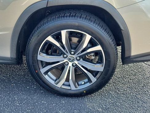 Used 2018 Lexus RX 350L FWD image 34