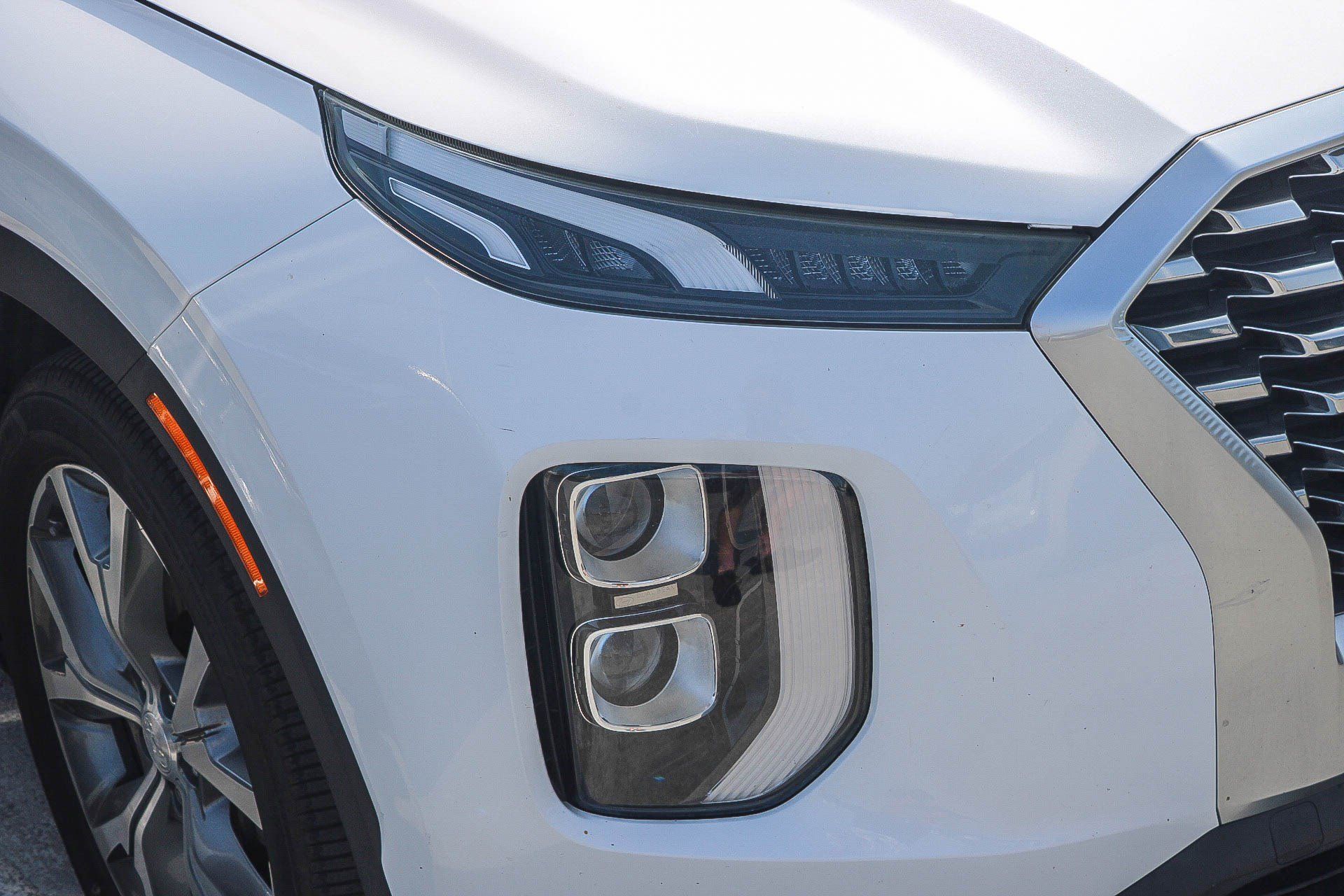 Used 2020 Hyundai Palisade SEL FWD image 2