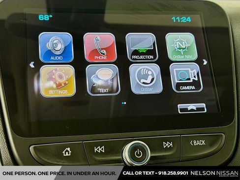 Used 2018 Chevrolet Equinox Premier FWD image 14