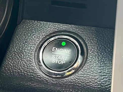 Used 2022 Ford F250 Lariat w/ Tremor Off-Road Package image 23