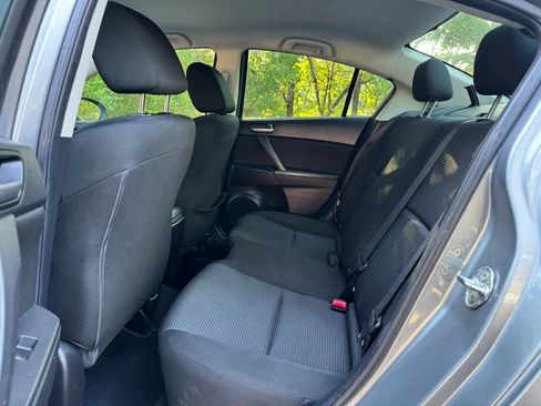Used 2013 MAZDA MAZDA3 i SV FWD image 12