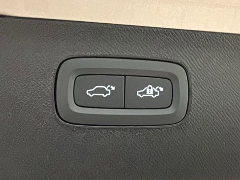 New 2026 Volvo XC90 T8 Plus image 31