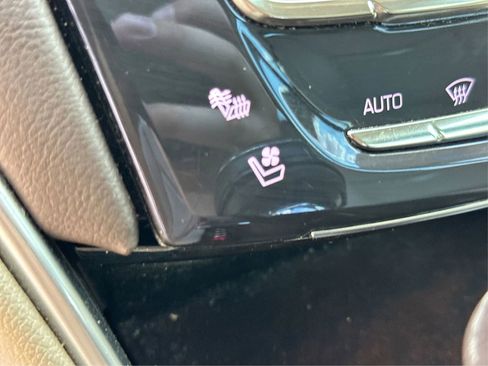 Used 2016 Cadillac XTS Luxury image 33