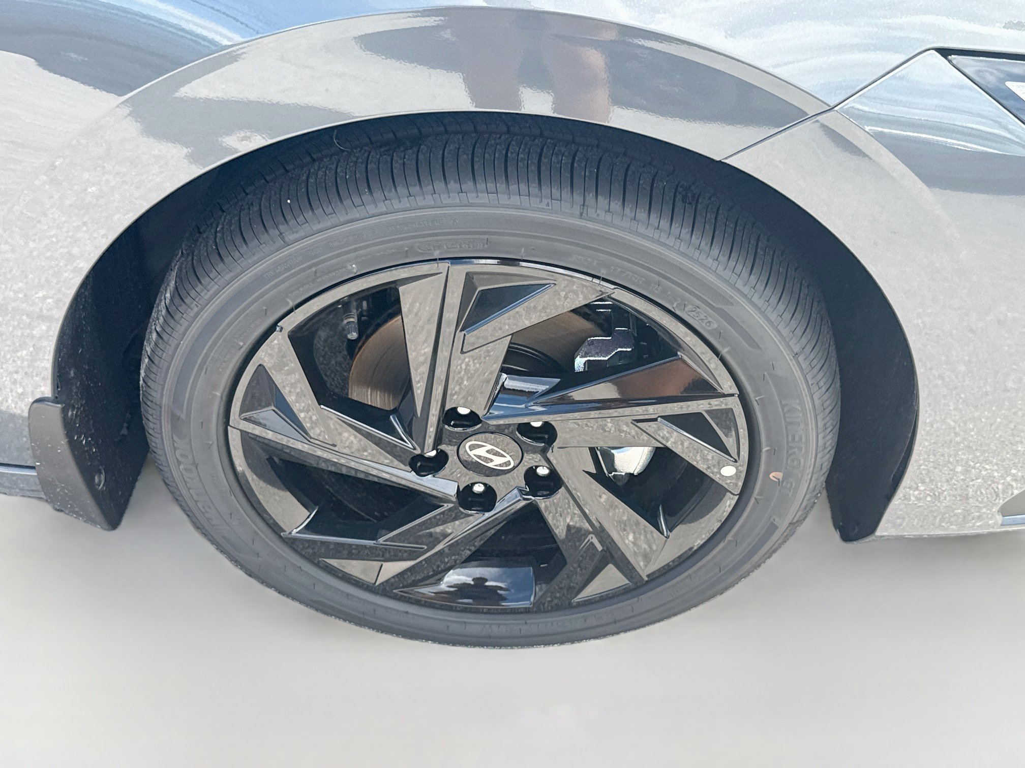 New 2026 Hyundai Elantra SEL Sport FWD image 23