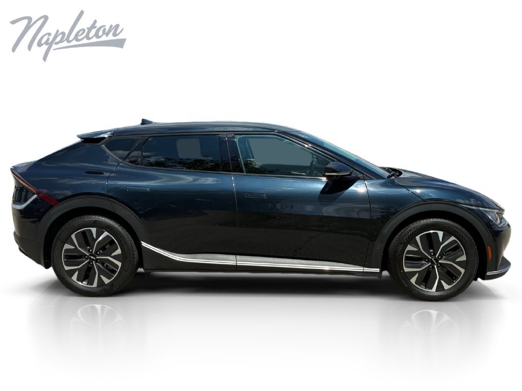 Used 2024 Kia EV6 Light AWD/4WD image 7