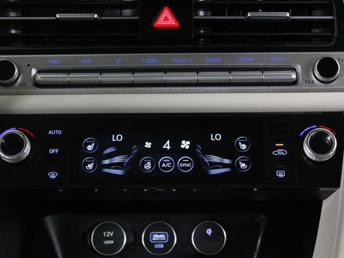 Used 2026 Genesis G70 2.5T Prestige RWD image 20