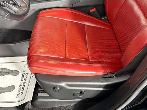 Used 2019 Dodge Durango R/T w/ Technology Group image 18