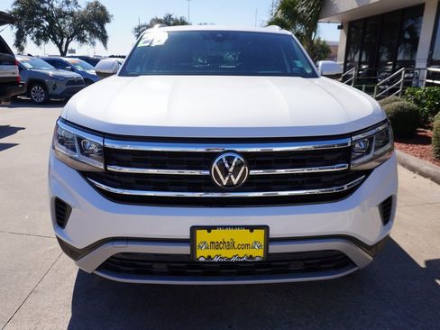 Used 2023 Volkswagen Atlas Cross Sport SEL image 2