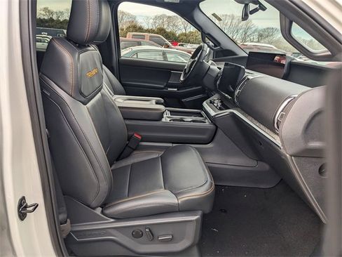 New 2025 Ford Expedition Tremor image 33