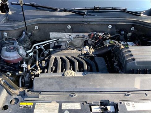 Used 2019 Volkswagen Atlas SEL R-Line AWD/4WD image 10