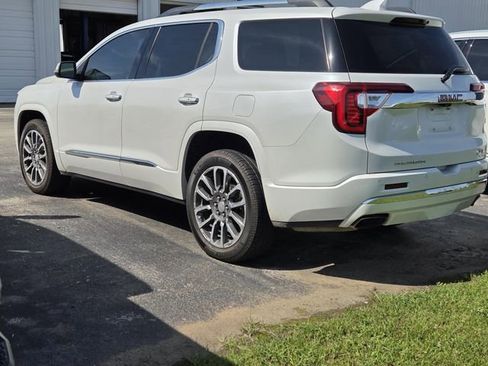 Used 2021 GMC Acadia Denali w/ Denali Technology Package FWD image 5