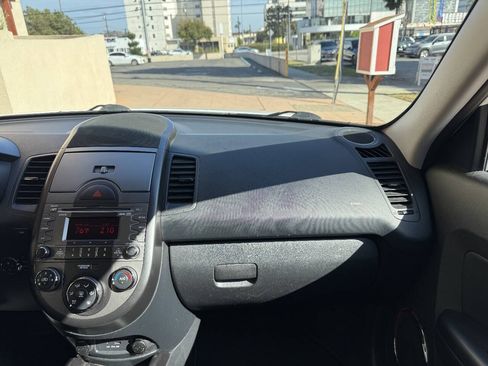 Used 2010 Kia Soul + w/ Audio Pkg FWD image 22