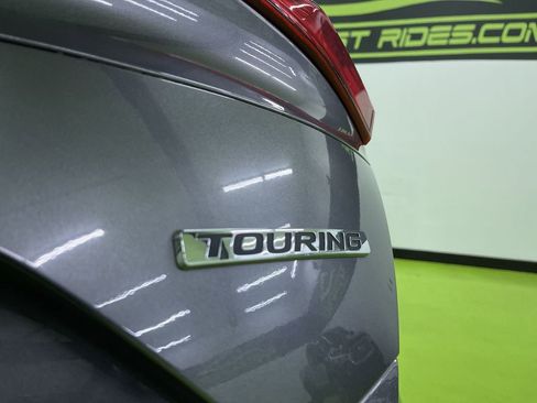 Used 2020 Honda Civic Touring image 14