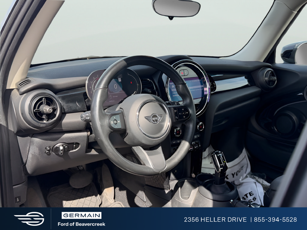 Used 2023 MINI Cooper 2-Door Hardtop FWD image 10