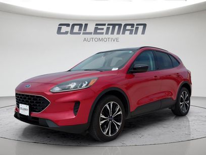 Used 2021 Ford Escape SE w/ SE Sport Appearance Package