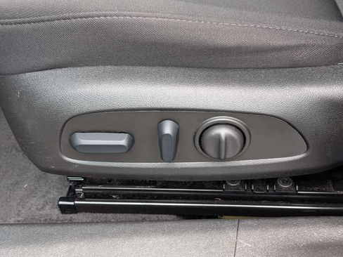 Used 2025 Chevrolet Malibu LT FWD image 20