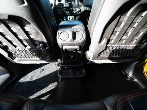 Used 2019 Jeep Wrangler Unlimited Rubicon image 22