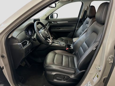 Used 2025 MAZDA CX-5 AWD 2.5 S w/ Preferred Package image 13