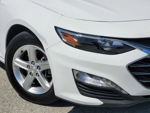 Used 2023 Chevrolet Malibu LT FWD image 6