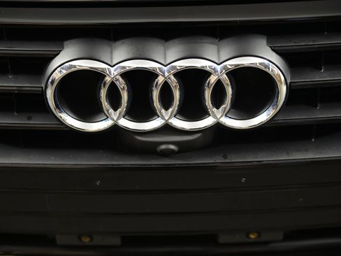 Used 2023 Audi A6 2.0T Premium w/ Convenience Package image 15