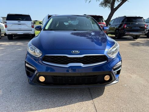 Used 2021 Kia Forte LXS FWD image 2