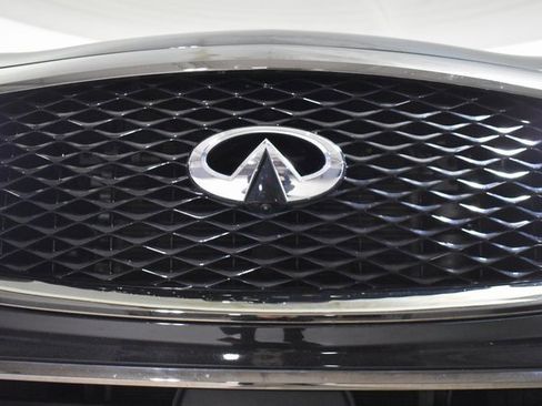 Used 2023 INFINITI QX80 Premium Select w/ All-Season Package image 45