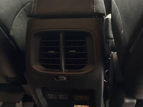 Used 2023 Jeep Cherokee Altitude Lux image 24