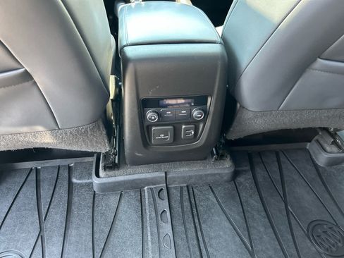 Used 2019 Buick Enclave Essence w/ Trailering Package, 5000 lbs. AWD/4WD image 21