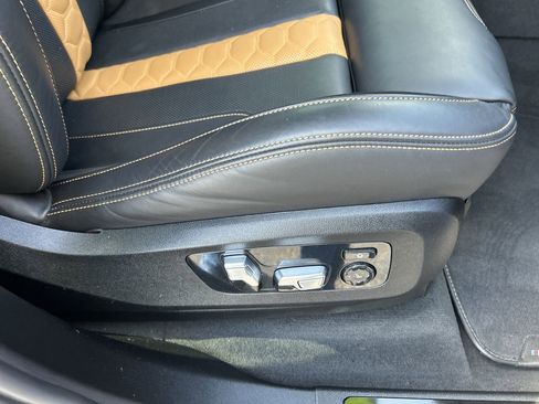 Used 2023 BMW X5 M w/ Competition Package AWD/4WD image 13