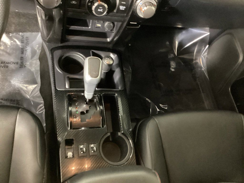 Used 2021 Toyota 4Runner TRD Off-Road Premium w/ Moonroof Package AWD/4WD image 16