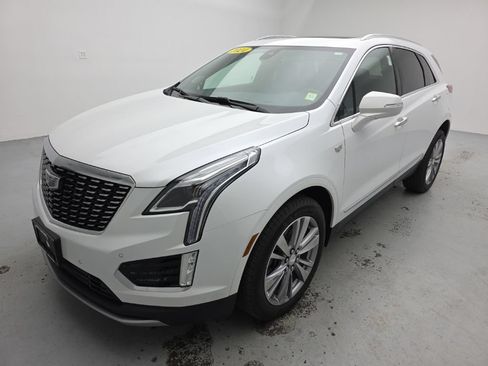 Used 2024 Cadillac XT5 Premium Luxury AWD/4WD image 5