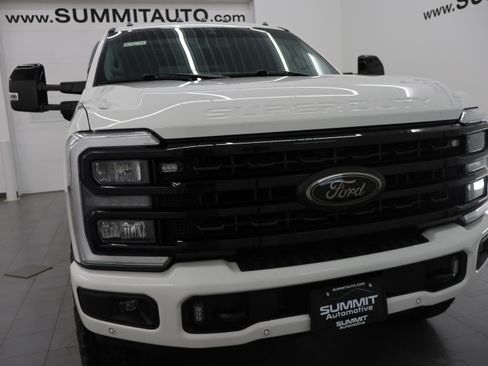 Used 2024 Ford F350 Lariat w/ Lariat Ultimate Package AWD/4WD image 24